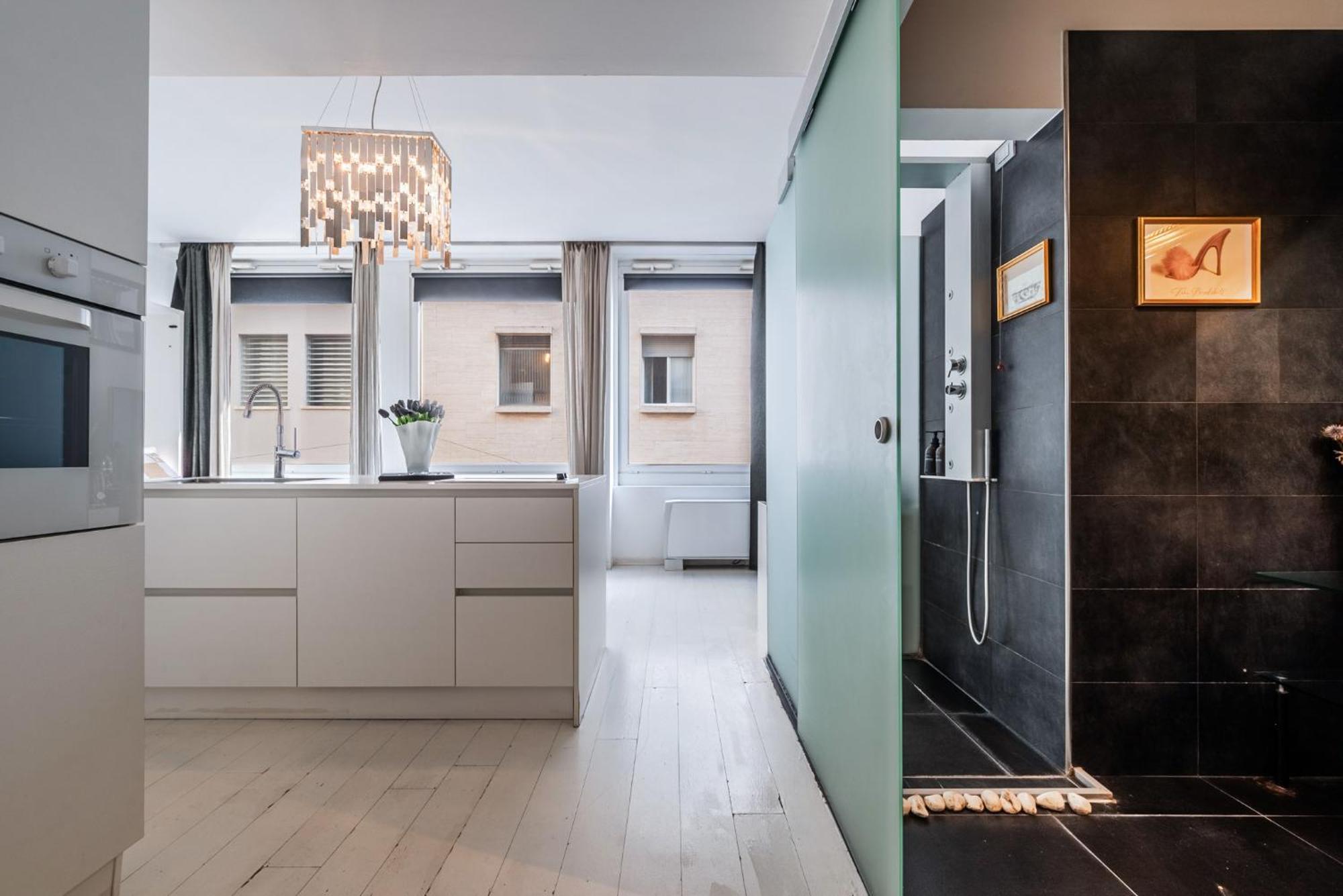The Boutique Houses - Iconic Suite In Galleria Duomo With Private Parking Milão Exterior foto